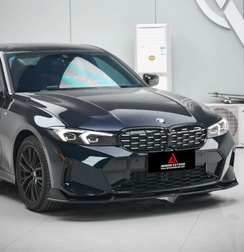 картинка Сплиттер (губа) на передний бампер для BMW G20 330i LCI, черный глянец магазин  StreetTuning 