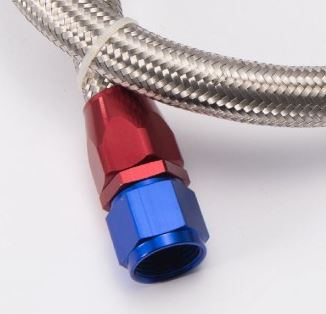 картинка Маслобензостойкий шланг в металлической оплетке с фитингами AN10, 0 / 90 гр. - 1.2 м магазин  StreetTuning 