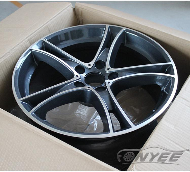 картинка Новые диски BMW Model №3 R19 5x120 ET30 J8,5 темно серые магазин  StreetTuning 