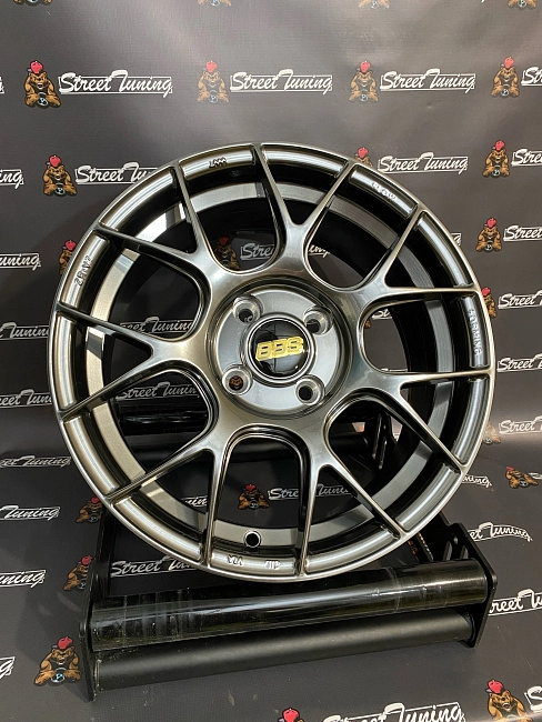 картинка Новые диски BBS R15 J6.5 ET38 4X100, Hyper Black магазин  StreetTuning 