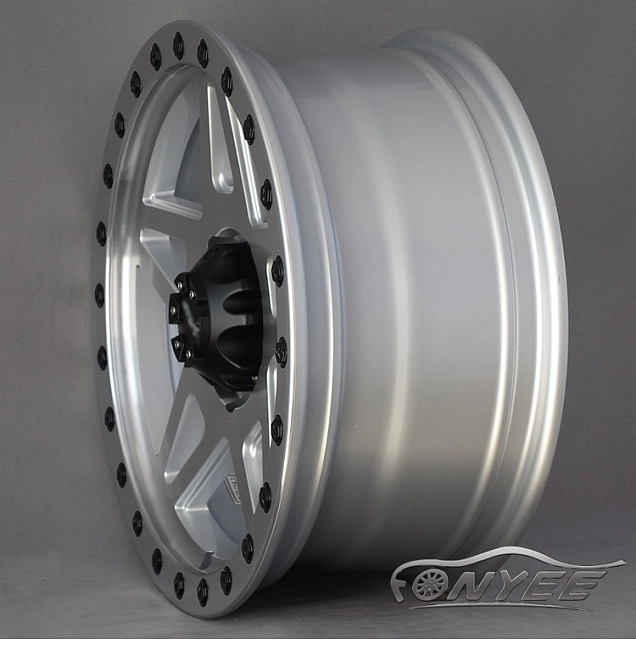 картинка Новые диски MVF-968 R16 5X114,3 ET15 J7 серебро и черные болтики магазин  StreetTuning 