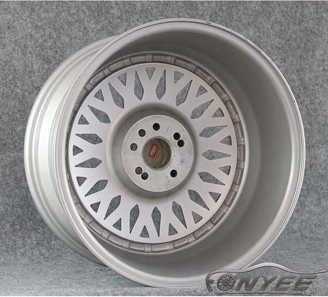 картинка Новые диски BBS RS R17 4X114,3/5X114,3 ET35 J7,5 серебро + полированная полка магазин  StreetTuning 