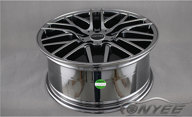 картинка Новые диски BMW 650 M STYLE R18 5X120 ET25 J8,0 темный хром магазин  StreetTuning 