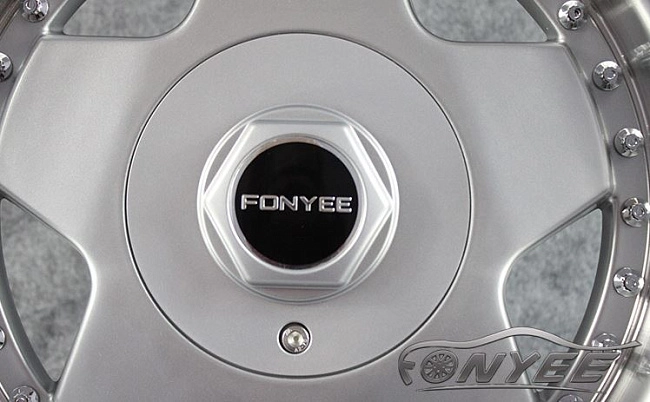 картинка Новые диски Borbet A R16 4х100/5x100 ET30 J9 серебро + болтики магазин  StreetTuning 