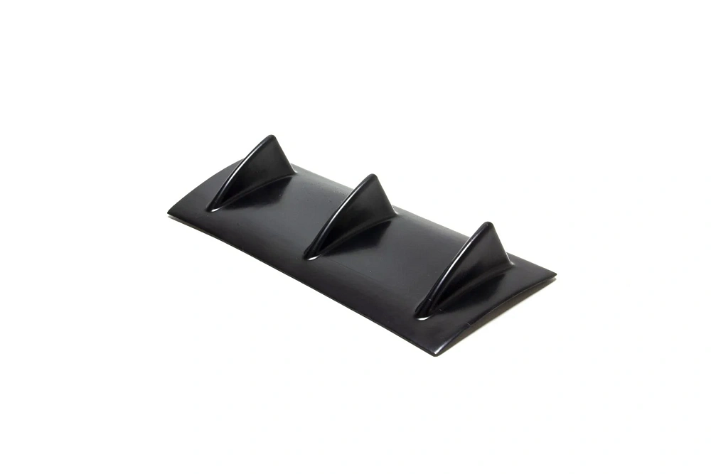 картинка Универсальный диффузор заднего бампера, 3 плавника от магазина  StreetTuning