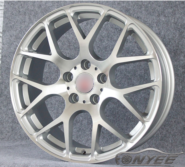 картинка Новые диски HRE P40SC Replika R18 5X100 ET35 J8, серебристые магазин  StreetTuning 