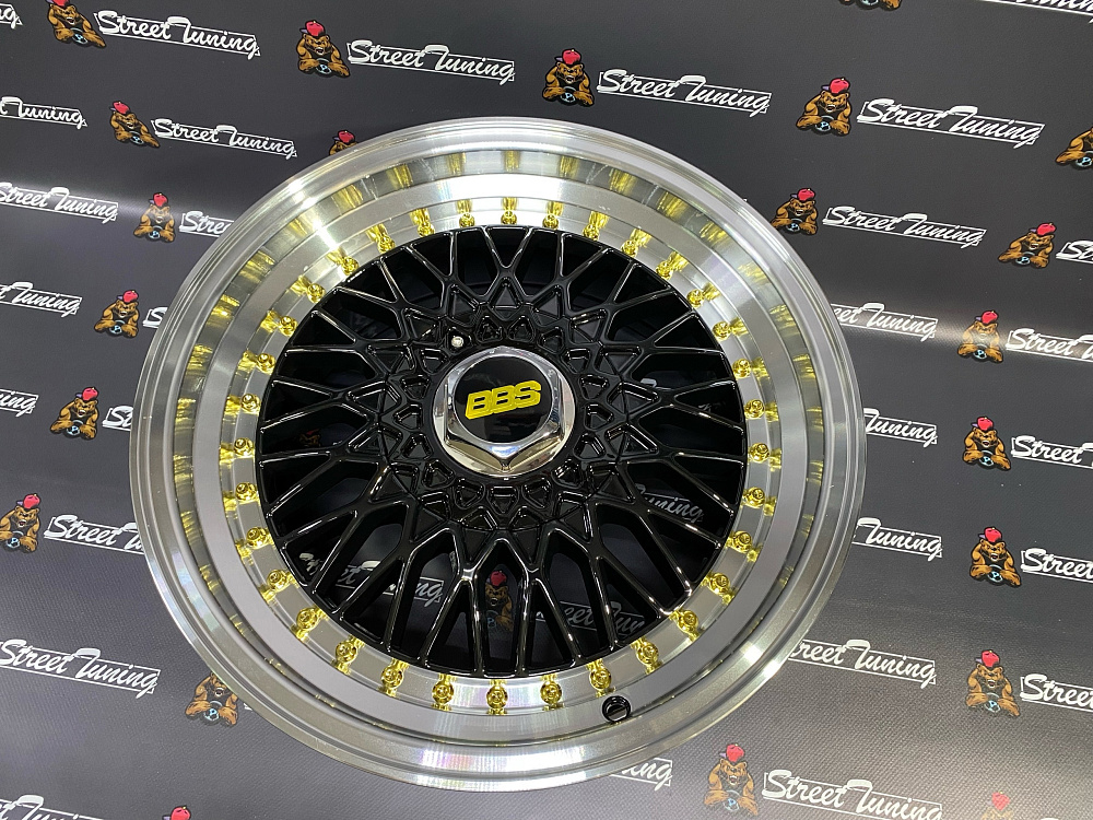 картинка Новые диски BBS RS R16 J7.5 ET30 4x100/114,3 Black + Silver от магазина  StreetTuning