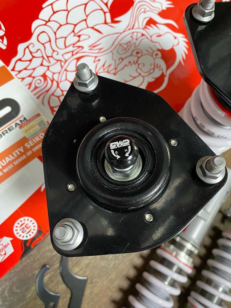 картинка Койловеры DWD Street series для Toyota Caldina 4WD 2nd Gen ST215 97-02 от магазина  StreetTuning