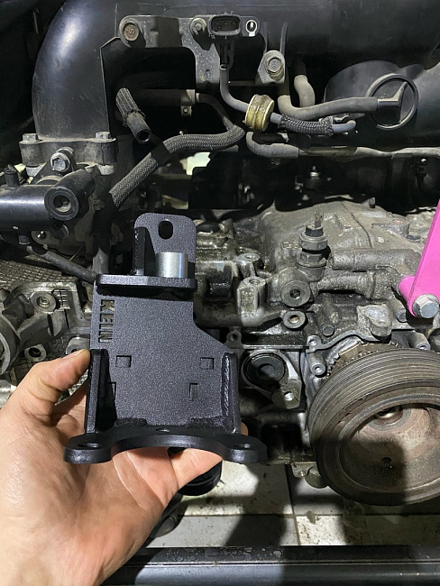 картинка Перенос насоса ГУРа на 45мм для двигателей EJ Subaru магазин  StreetTuning 