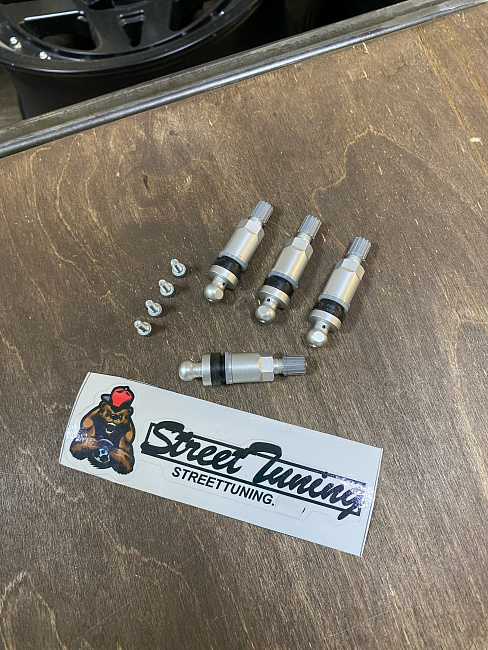 картинка Ниппели (вентили) под датчик, разборные TPMS-14, серые, 4 шт магазин  StreetTuning 