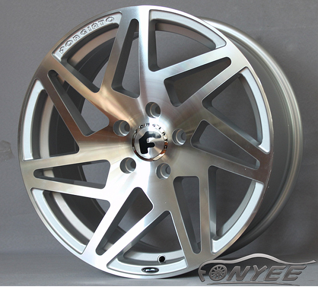 картинка Новые диски Forgiato Monoleggera FINESTRO-M R17 J8 ET+35 5x114,3 серебро магазин  StreetTuning 