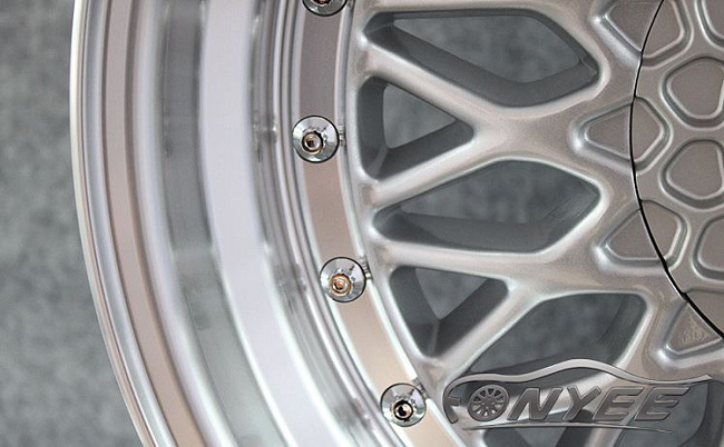 картинка Новые диски BBS RS R17 5X100/114,3 ET35 J7,5 серебро + полированная полка магазин  StreetTuning 