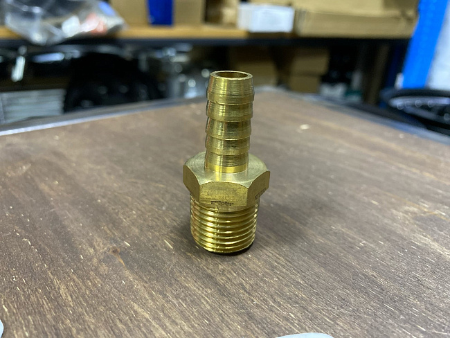 картинка Фитинг-штуцер под шланг 12 мм - резьба m21 латунь магазин  StreetTuning 