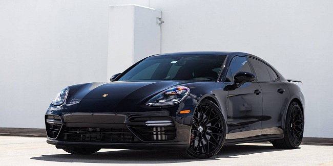 картинка Новые диски HRE P200 Replika R19 5X120 ET35 J9,5, черные матовые магазин  StreetTuning 