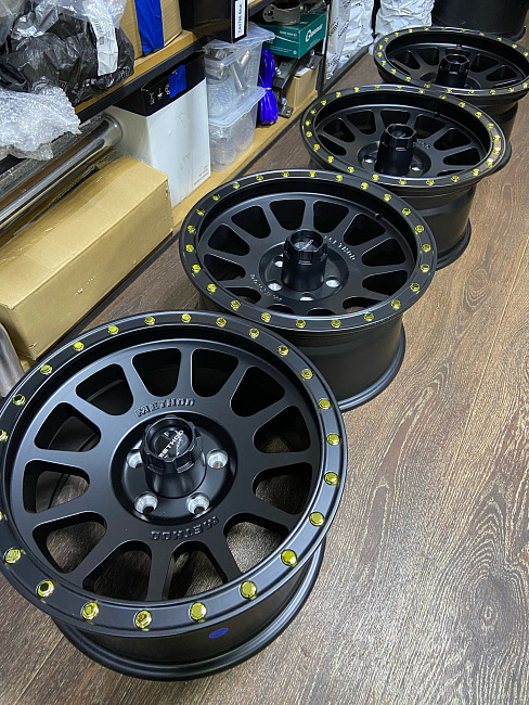 картинка Новые диски METHOD 703, R16 J8 et0 5x114,3, черный мат магазин  StreetTuning 