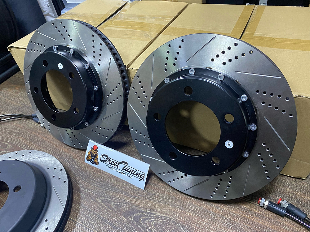 картинка Тормозная система StreetTuning для Toyota LC200, Lexus LX570 от магазина  StreetTuning