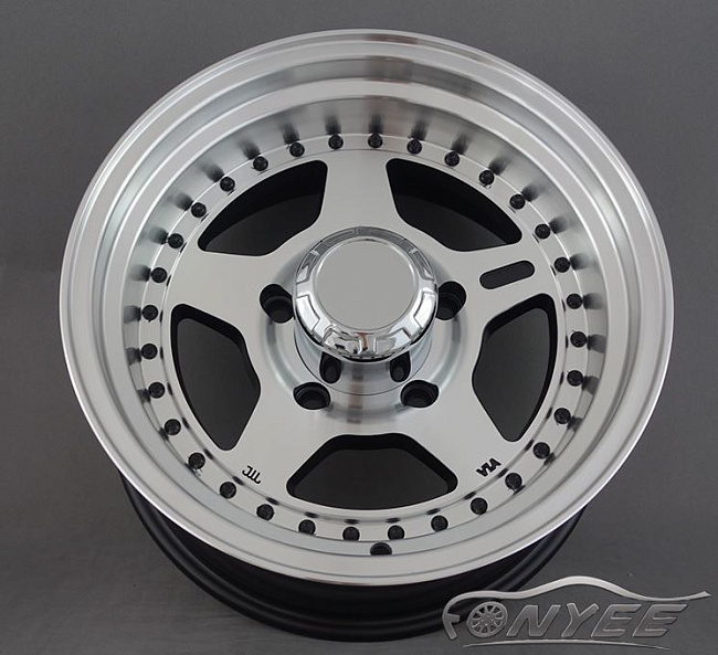 картинка Новые диски MVF-955 R16 5X139,7 ET0 J8 серебро + полированная полка магазин  StreetTuning 