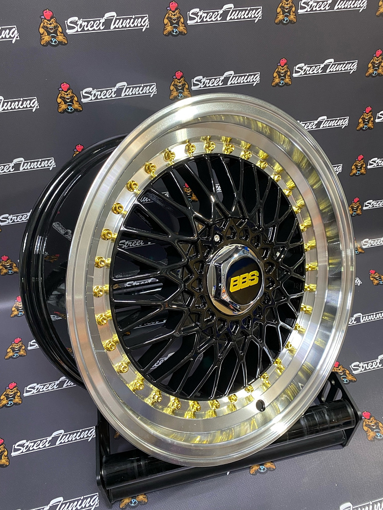 картинка Новые диски BBS RS R16 J7.5 ET30 4x100/114,3 Black + Silver от магазина  StreetTuning