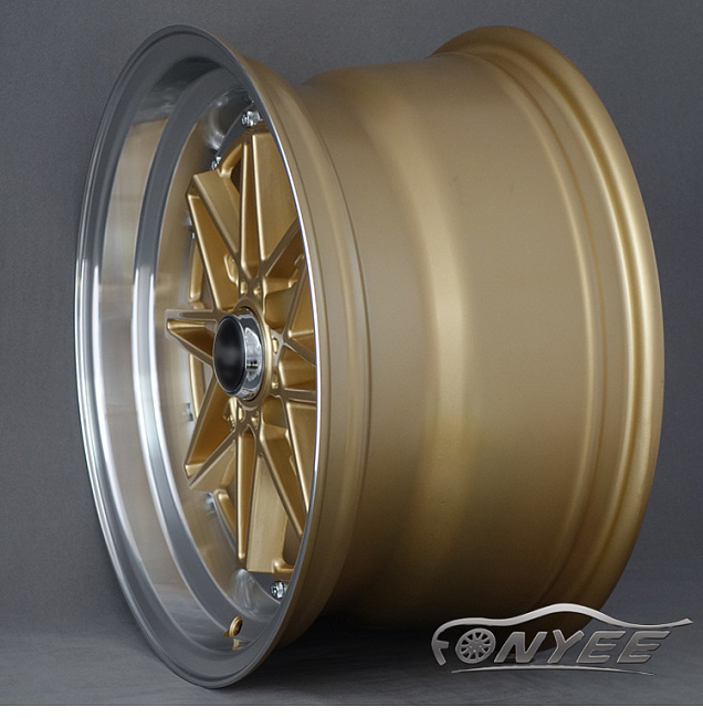 картинка Новые диски Equip 03 R15 4x100 ET25 J8 золото + полированная полка магазин  StreetTuning 