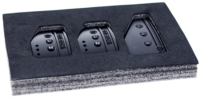 картинка Накладки на педали МКПП Sparco Style, черные магазин  StreetTuning 