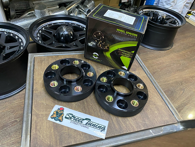 картинка Проставка Starleks 30 мм 5x112, FUT15x1.25 цо 66,6 Black магазин  StreetTuning 