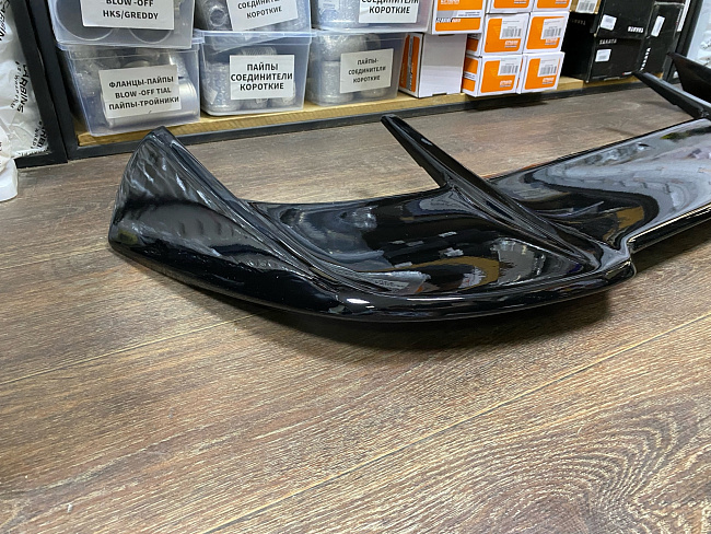 картинка Спойлер на крышу AE DESIGN для Lixiang L7, черный глянец магазин  StreetTuning 