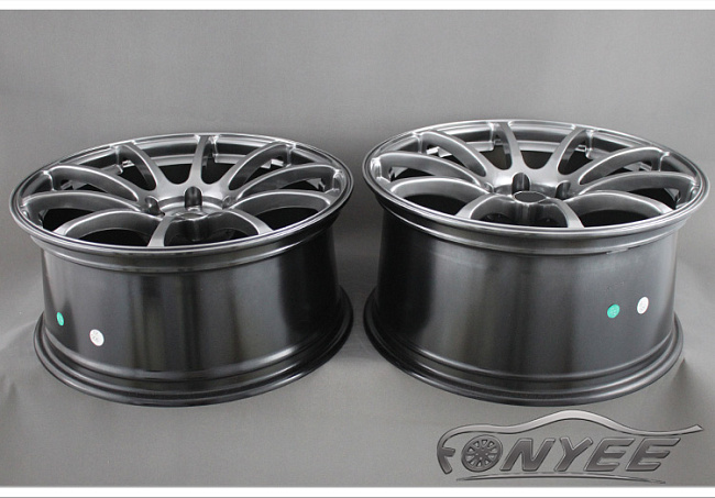 картинка Новые диски Advan RS R19 5x114,3 ET35 J9,5 серебро + серый магазин  StreetTuning 