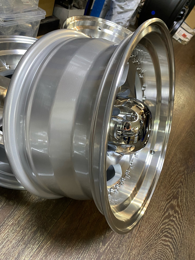 картинка Новые диски MVF Style R15 J7 ET (-25) 5X139.7 ЦО 108 от магазина  StreetTuning