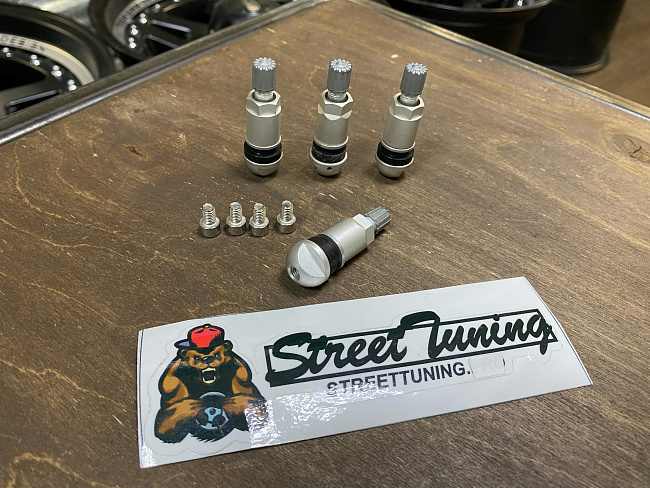 картинка Ниппели (вентили) под датчик, разборные TPMS-05, серые, 4 шт магазин  StreetTuning 