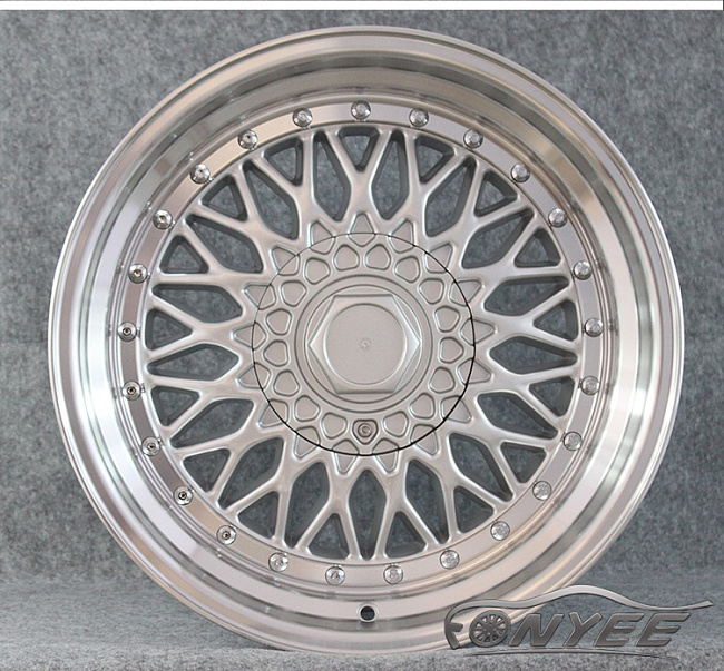 картинка Новые диски BBS RS R18 5X120/5X114,3 ET30 J9,5 серебро + полированная полка магазин  StreetTuning 