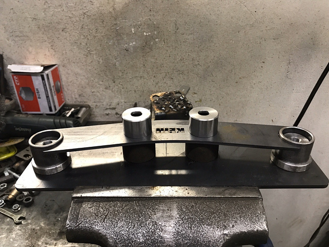 картинка Дополнительная опора заднего редуктора Subaru Impreza WRX STI 2008-14 магазин  StreetTuning 