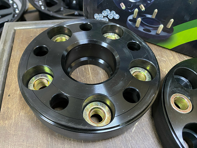 картинка Проставка Starleks 30 мм 5x112, FUT14x1.5 цо 57,1 магазин  StreetTuning 