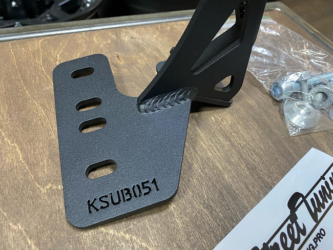 картинка Упор ГТЦ для Subaru Impreza, Forester, Legacy лев. руль ЧЕРНЫЙ магазин  StreetTuning 