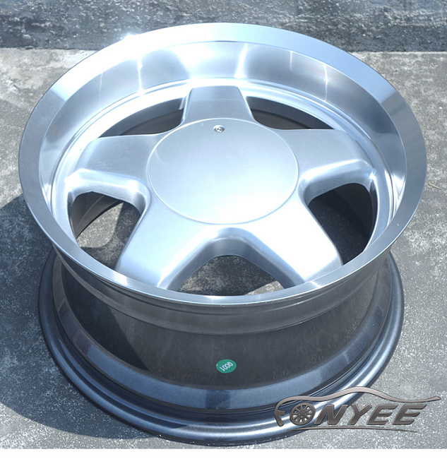 картинка Новые диски CMS 40 R15 4x100 ET20 J8 серебристые магазин  StreetTuning 