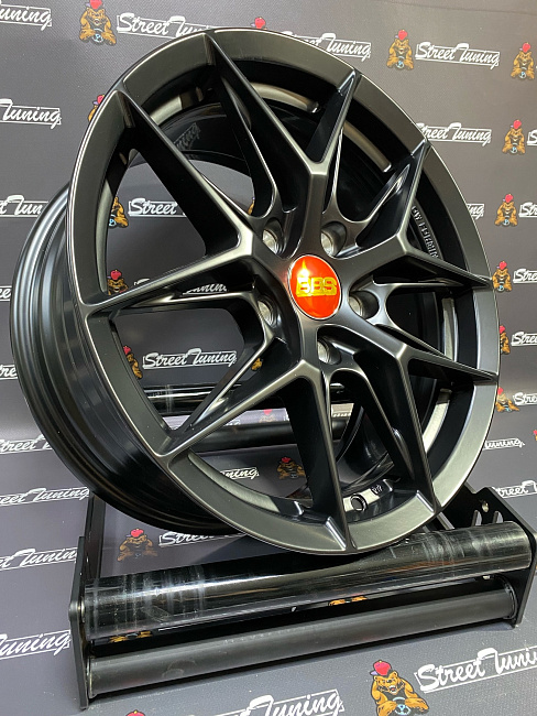 картинка Новые диски HRE FF65 R16 J7 ET35 5x114.3 Black Mat магазин  StreetTuning 