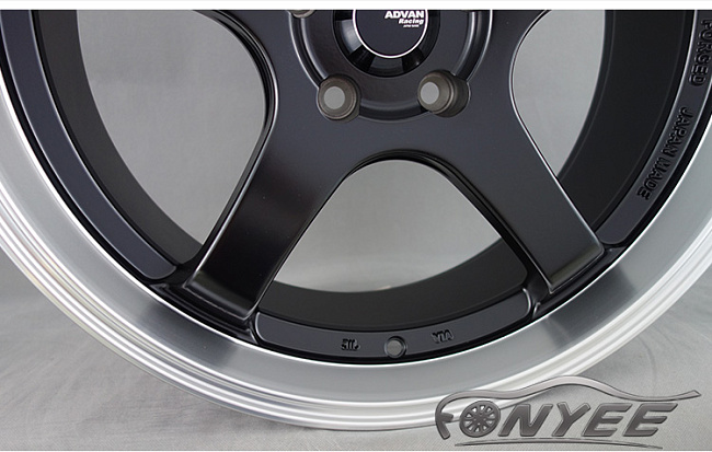 картинка Новые диски Advan GT R19 5x120 ET30 J8,5 черные магазин  StreetTuning 