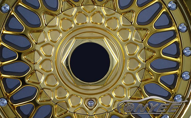 картинка Новые диски BBS RS R15 4X100 ET15 J8 золото хром + серебристые болтики магазин  StreetTuning 