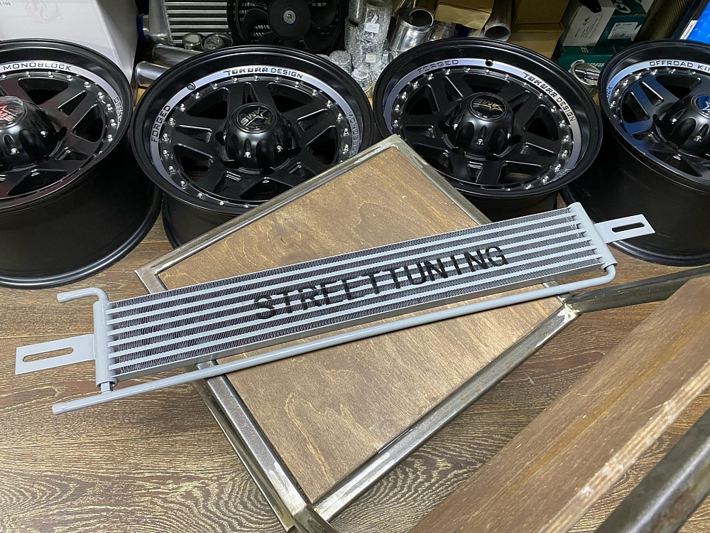 картинка Радиатор АКПП TC-809 аналог AW30199F0B от Mazda CX, боковая подводка от магазина  StreetTuning