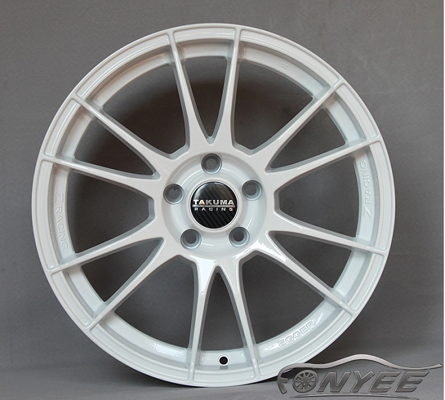 картинка Новые диски TAKUMA RLN R18 5X114,3 ET38 J9 белый глянец магазин  StreetTuning 