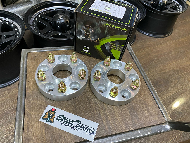 картинка Проставка Starleks 30 мм 5x114.3 цо 64.1 шпилечная M12x1,5 Silver магазин  StreetTuning 