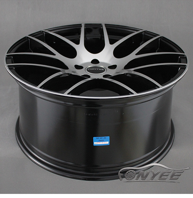 картинка Новые диски Avid 1 R20 5X114,3 ET35 J8,5 черный + серебро магазин  StreetTuning 