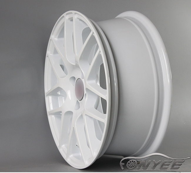 картинка Новые диски HRE P40SC Replika R18 5X112 ET38 J8,5, белые магазин  StreetTuning 