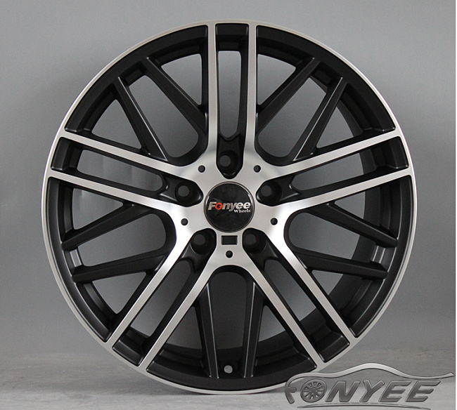 картинка Новые диски BMW 650 M STYLE R18 5X114.3 ET38 J8,0 черные+серебро магазин  StreetTuning 