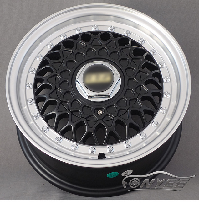 картинка Новые диски BBS RS R13 4X114,3/4X100 ET30 J6 черный глянец + полированная полка магазин  StreetTuning 