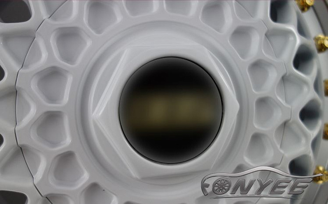 картинка Новые диски BBS RS R13 4X100/4X114,3 ET25 J6 белый глянец + золотистые болтики магазин  StreetTuning 