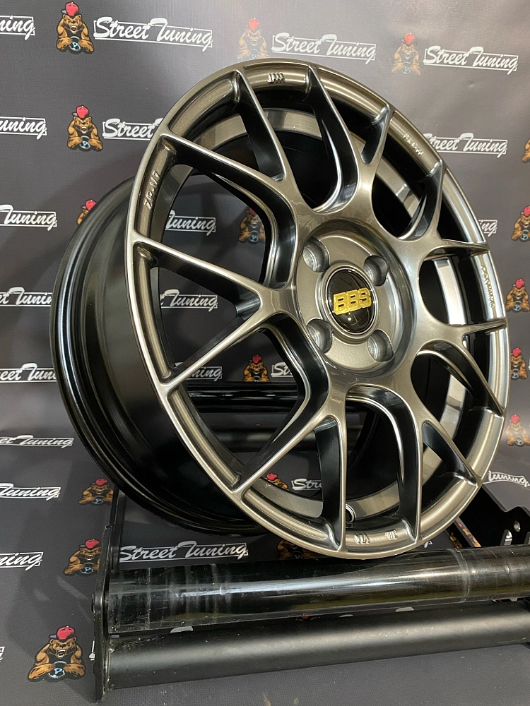 картинка Новые диски BBS R15 J6.5 ET38 4X100, Hyper Black от магазина  StreetTuning