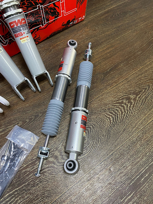 картинка Винтовая подвеска койловеры DWD Street series для Mercedes-Benz C-Class 4th Gen 2WD 14-21 магазин  StreetTuning 