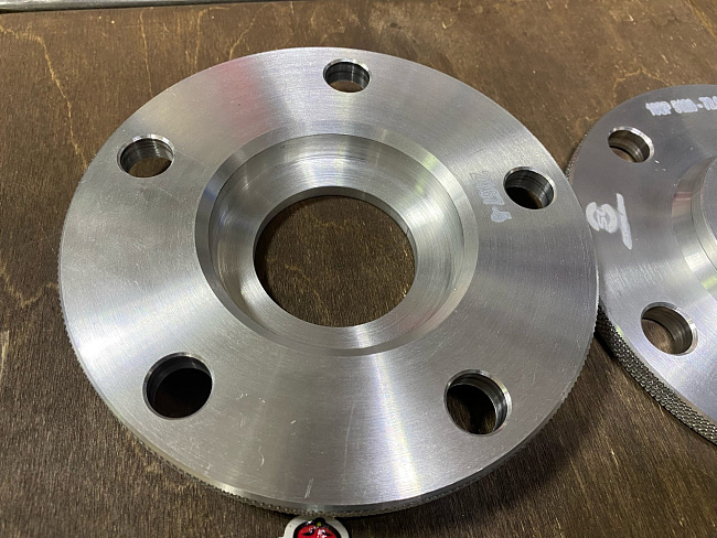 картинка Проставка Starleks 10 мм 5x100  цо 72.6, с бортом - РФ магазин  StreetTuning 