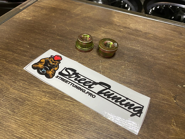 картинка Футорка забивная, для проставки, шаг резьбы 12х1.5 магазин  StreetTuning 