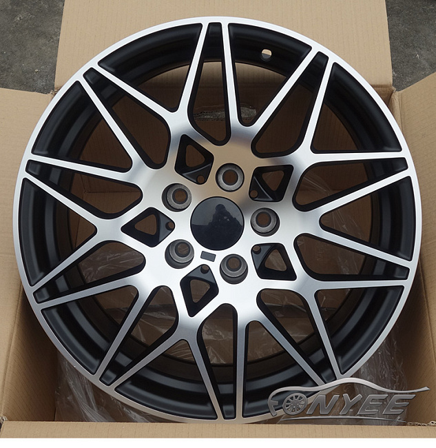 картинка Новые диски BMW AG MGT R18 5x120 ET25 J8,5 черный мат + серебро магазин  StreetTuning 